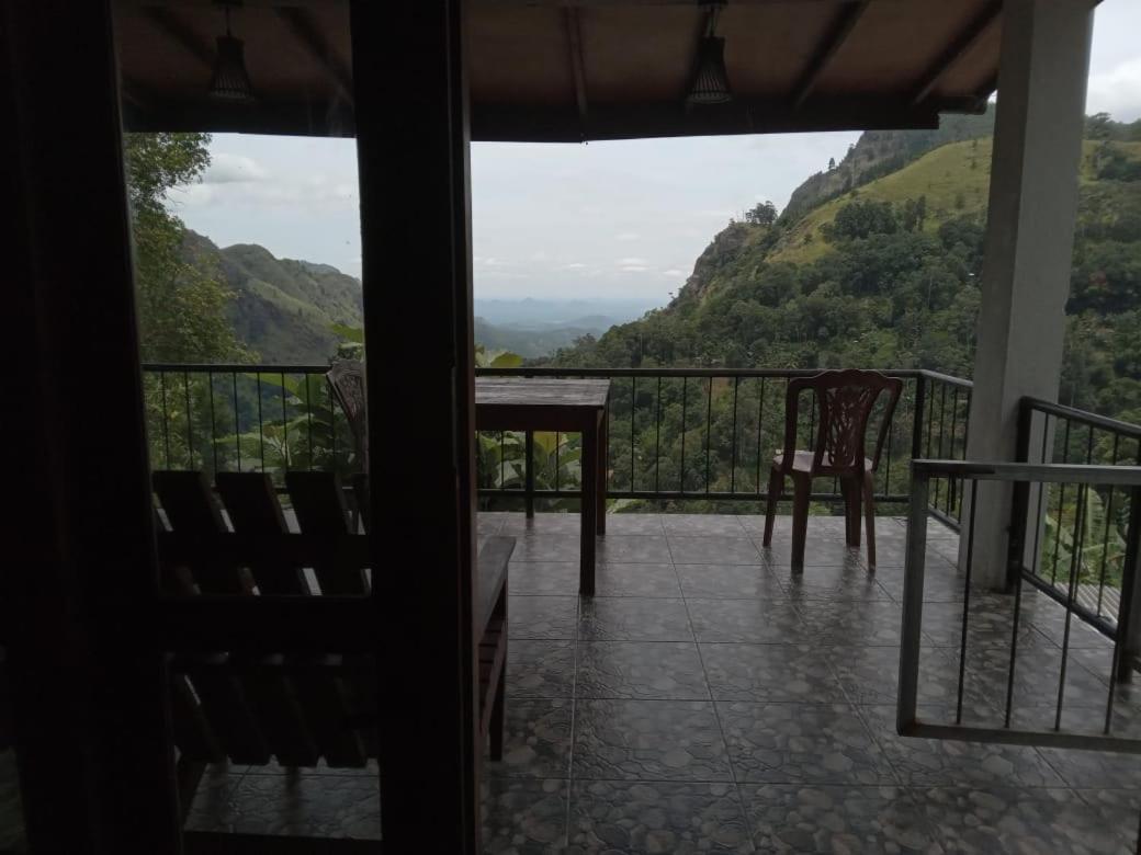 Divine View Homestay Ella Eksteriør bilde