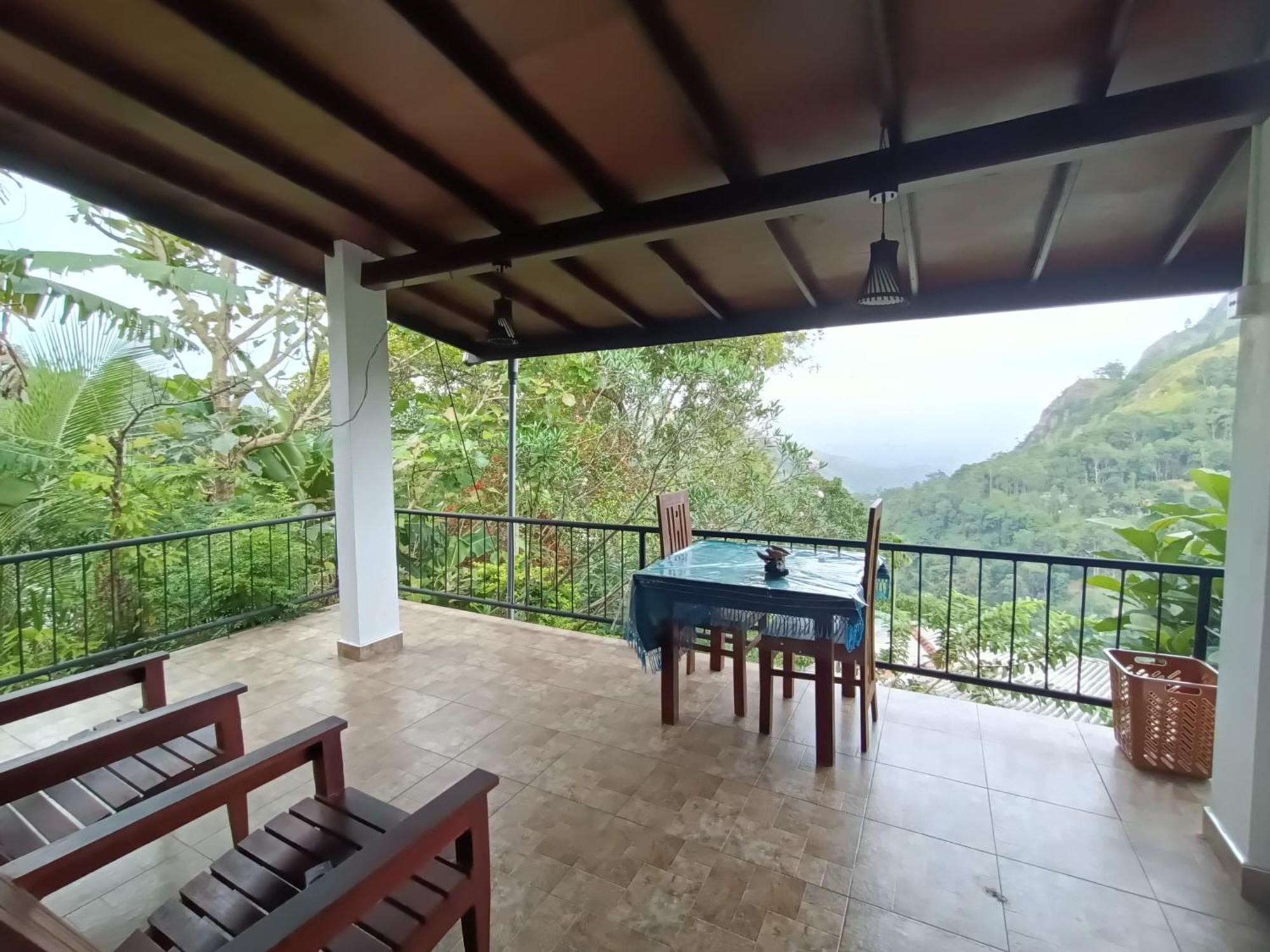 Divine View Homestay Ella Eksteriør bilde